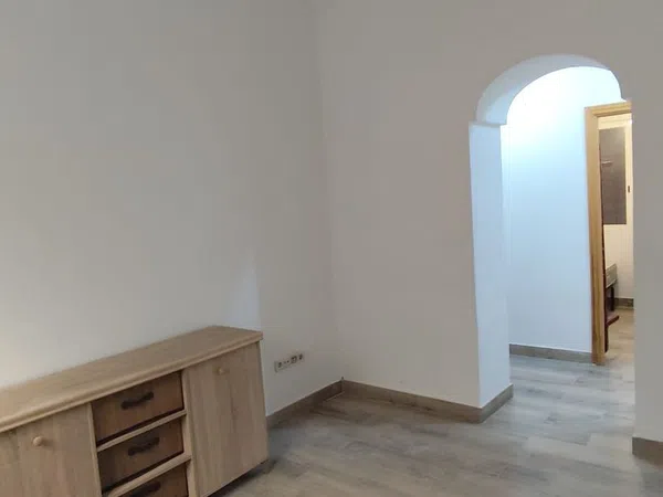 Piso en calle de Benito Gutiérrez, 13