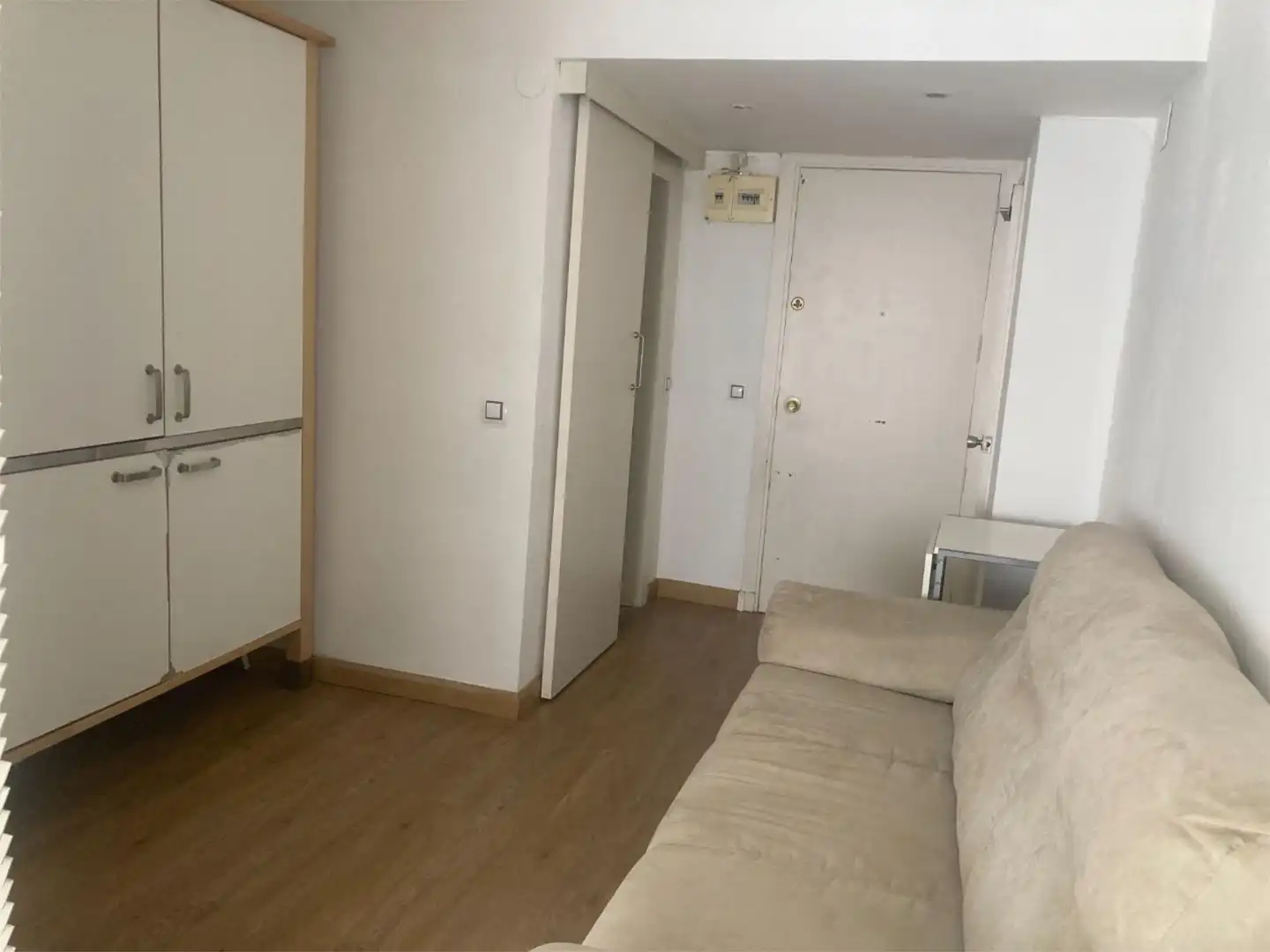 Estudio en  Calle de Eduardo Dato 14 - Foto 3