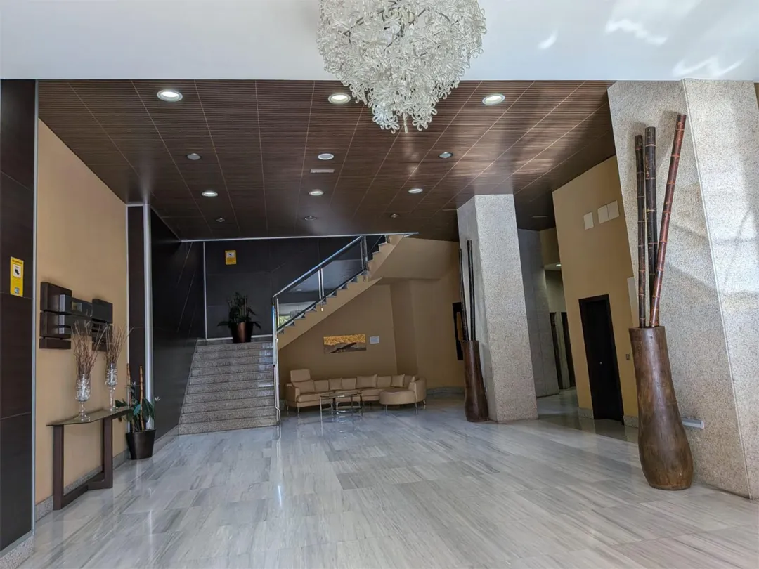 Piso en  Avenida del Gran Capitán 45 - Foto 2