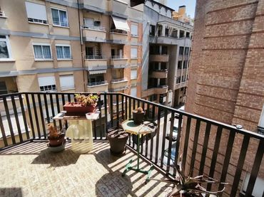 Piso en  Carrer Mare de Déu de Lourdes 63 - Foto 3