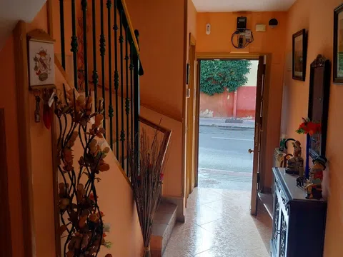 Chalet adosado en calle Chindasvinto, 36