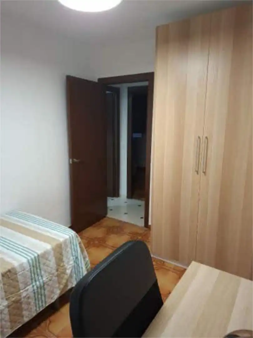 Piso en Cruz de Humilladero - Foto 2
