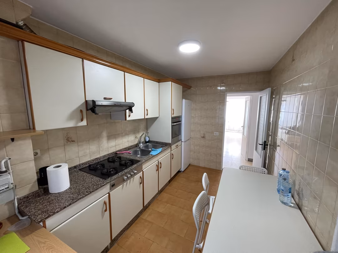 Piso en  Rúa de San Pedro de Mezonzo 26 - Foto 2