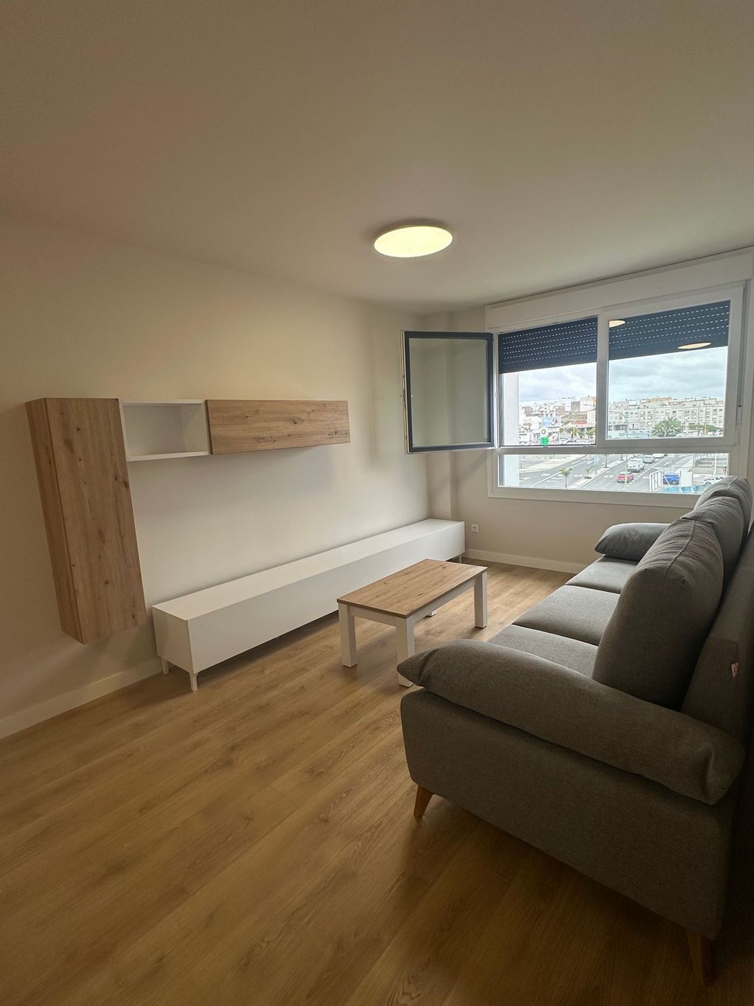 Piso en avenida 8 de Marzo, 8 - Foto 3