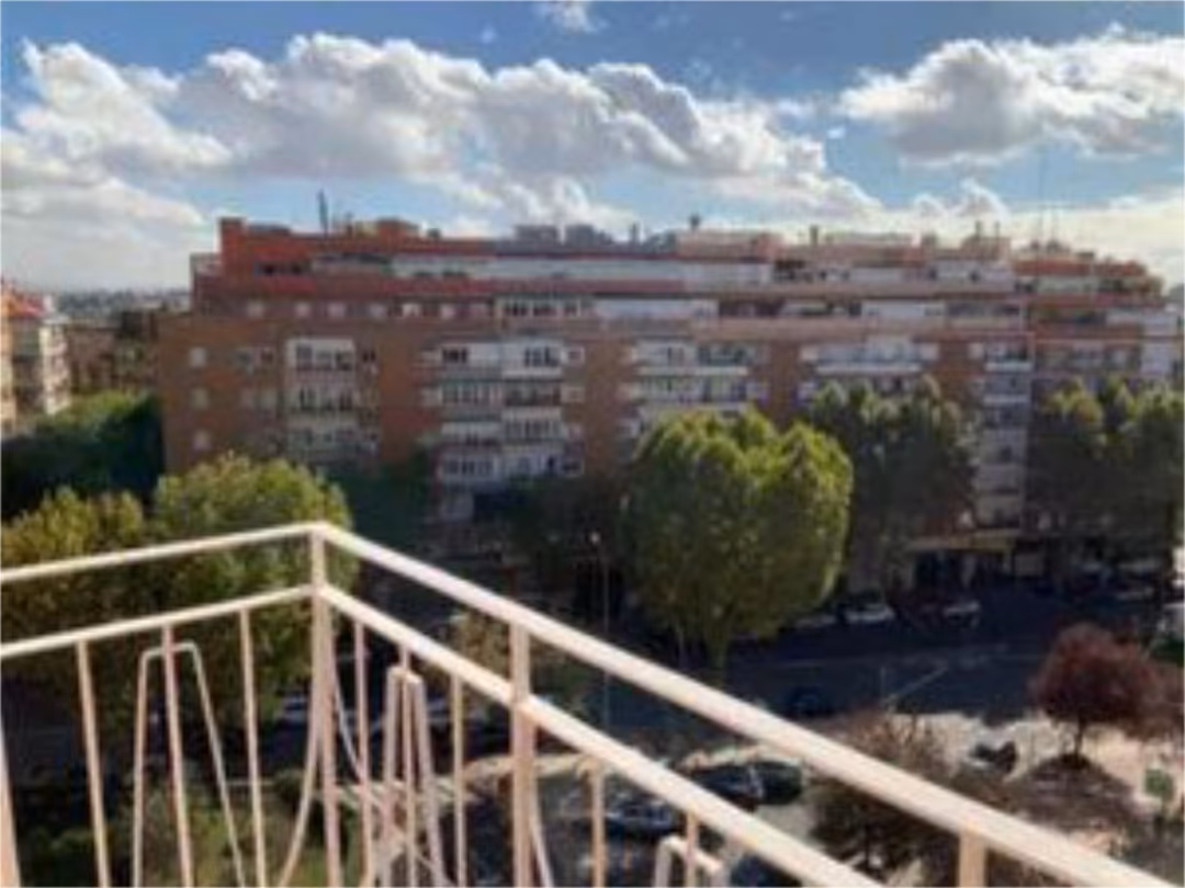 Piso en  Calle de Mauricio Legendre 11 - Foto 4