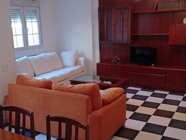 Chalet adosado en Sector 3 - Foto 1