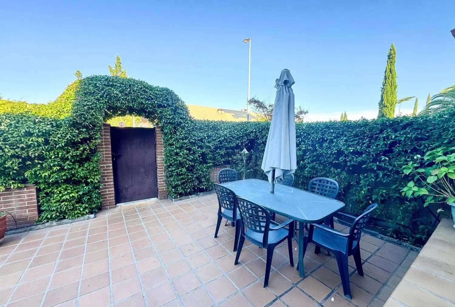 Chalet adosado en Barrio Monte Rozas - Foto 2