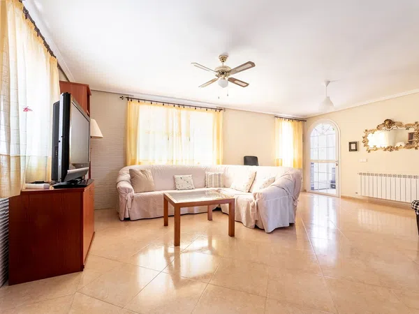 Casa o chalet independiente en Torrejón del Rey - Foto 9