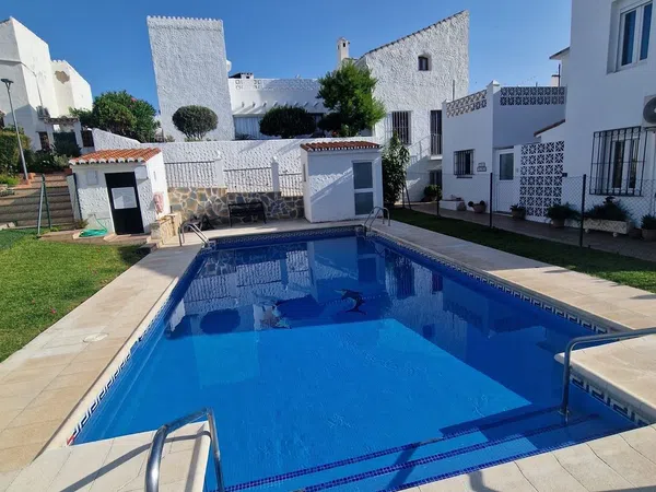 Casa o chalet independiente en Calle del Pino, 11, Las Lomas - Foto 1