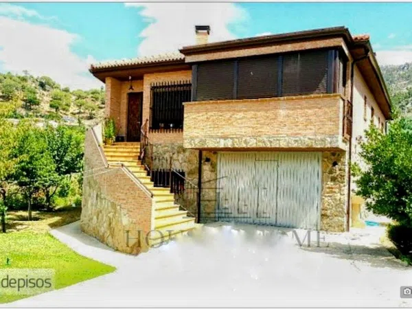 Casa de pueblo en Valdemaqueda - Foto 1