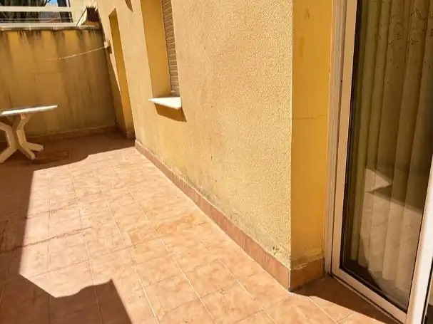 Piso en  Avinguda de Sant Jordi 14 - Foto 2