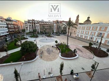Piso en  Plaza de la Merced 10 - Foto 1
