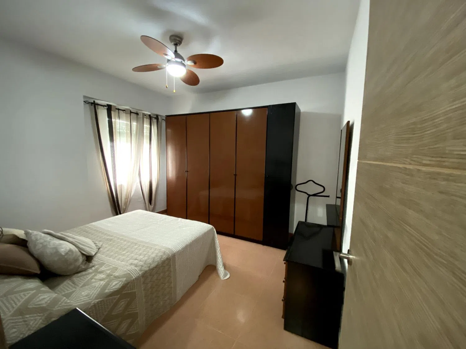 Piso en calle Dalmacia, 3 - Foto 2