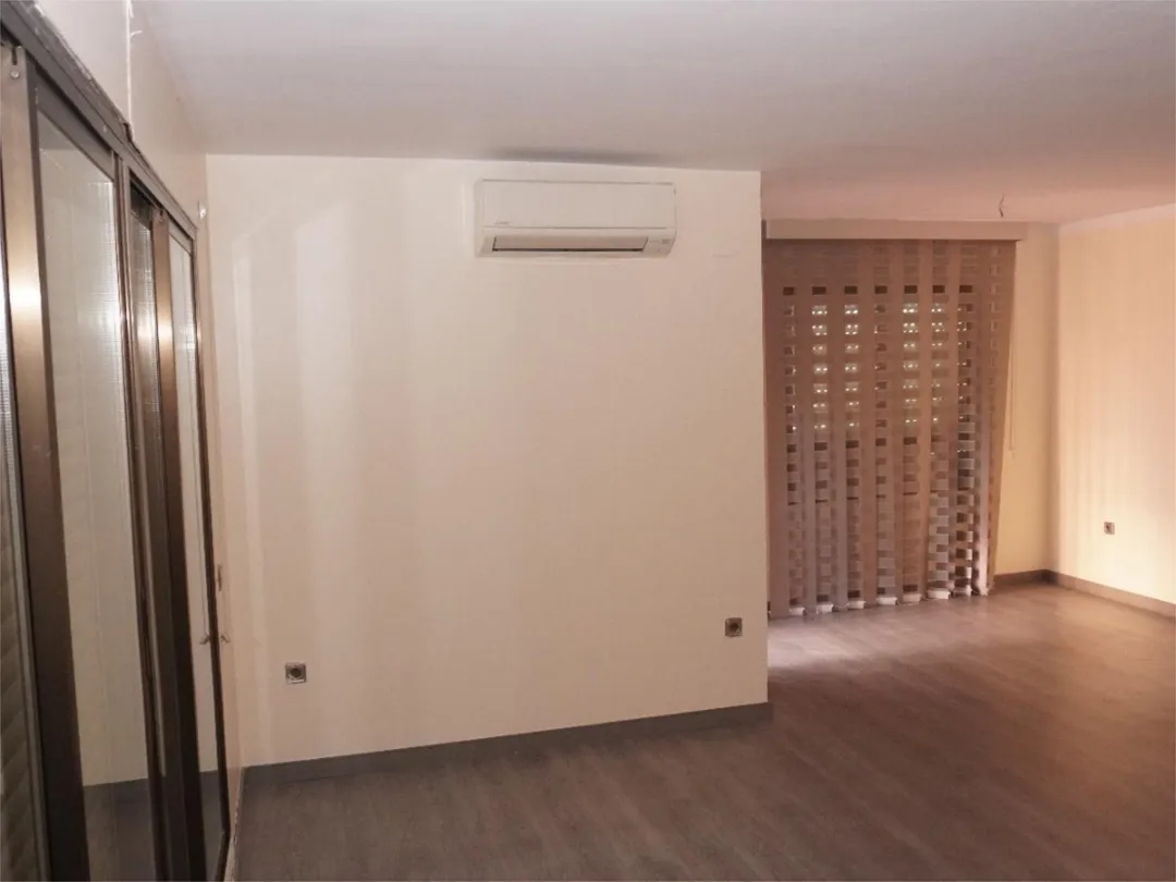 Piso en  Avinguda del Segre 11 - Foto 5