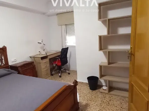 Piso en Calle de l'Explorador Andrés, Ciutat Jardí - Foto 4