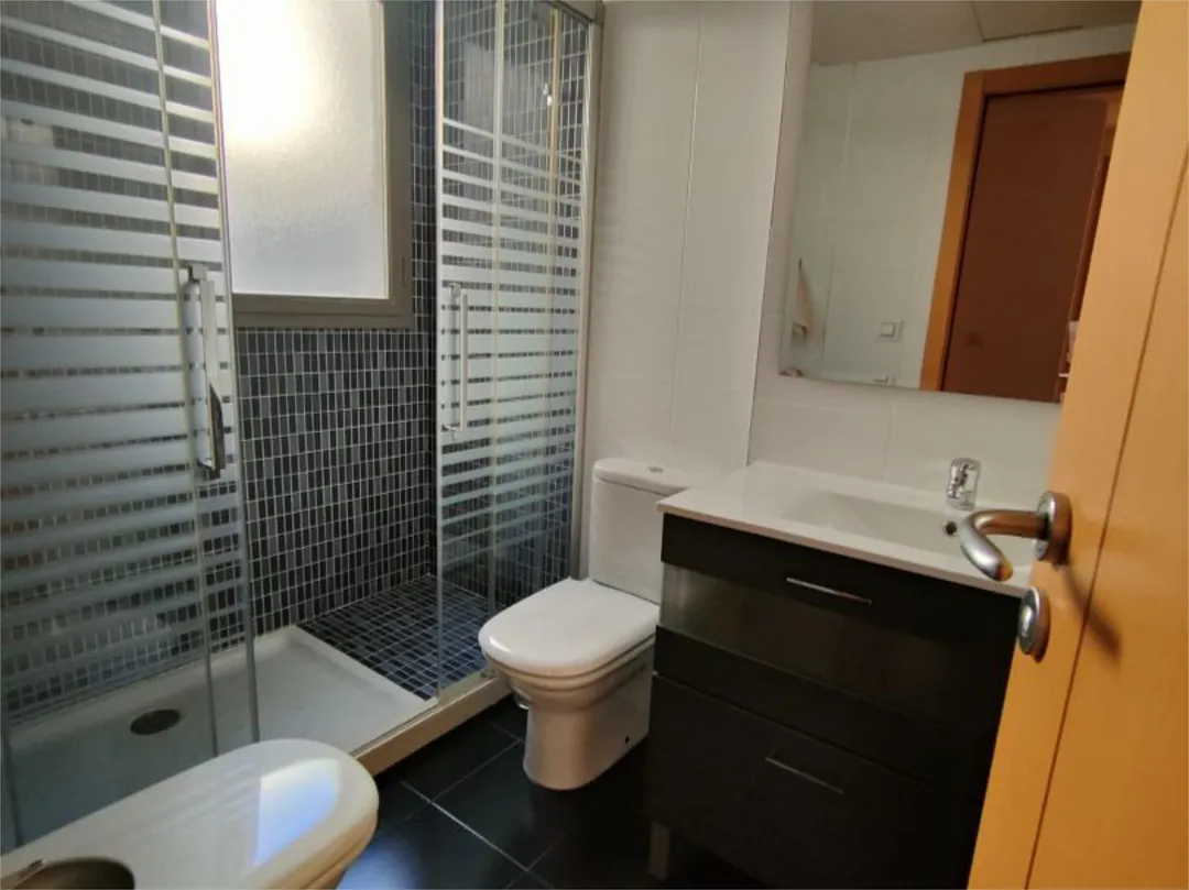 Piso en  Carrer Diego Fuentes Serrano 44 - Foto 2