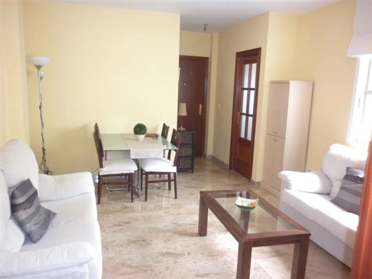 Piso en calle Albéniz, 6 - Foto 2