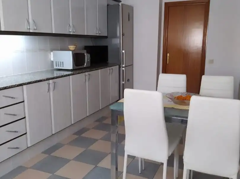 Chalet en  Carrer de Mossèn Cinto Verdaguer 31 - Foto 5