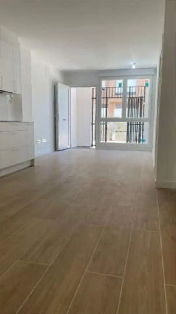 Piso en Rochapea - Foto 2