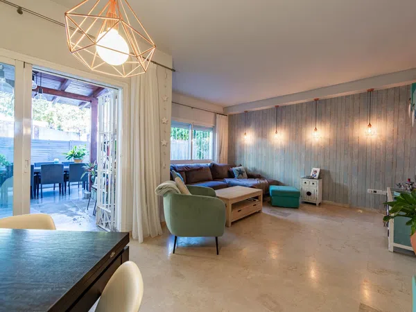 Chalet adosado en Avenida Virgen del Rocío, 20 /22 - Foto 20