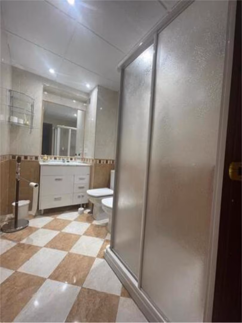 Piso en Ciudad Jardín - Foto 8