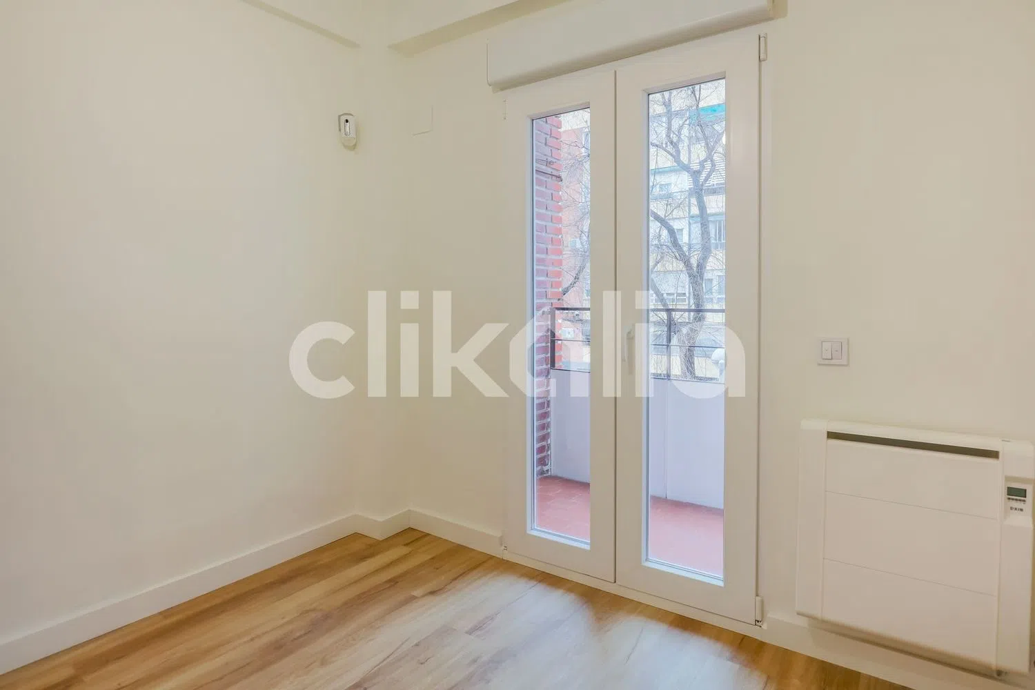 Piso en calle de Sáhara - Foto 2