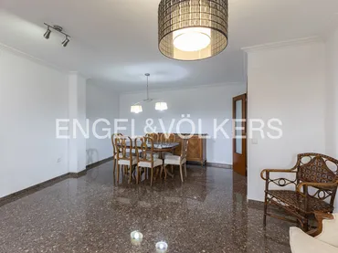 Piso en  Carrer d'Emili Baró - Foto 1