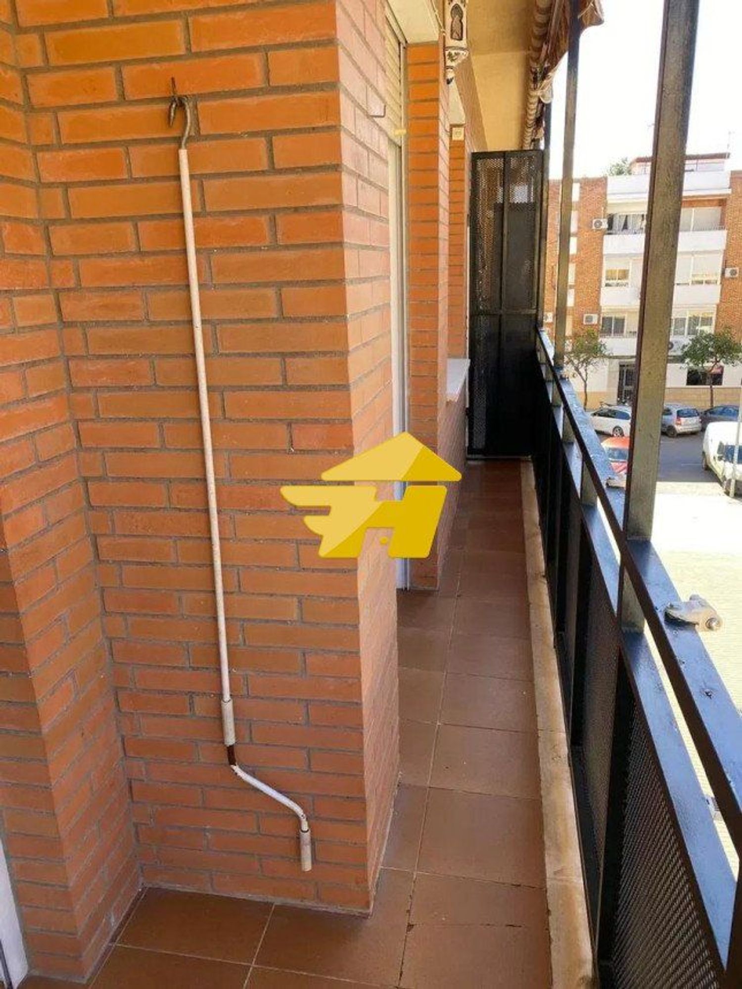 Piso en Calle Escritor Almeida Garret - Foto 3