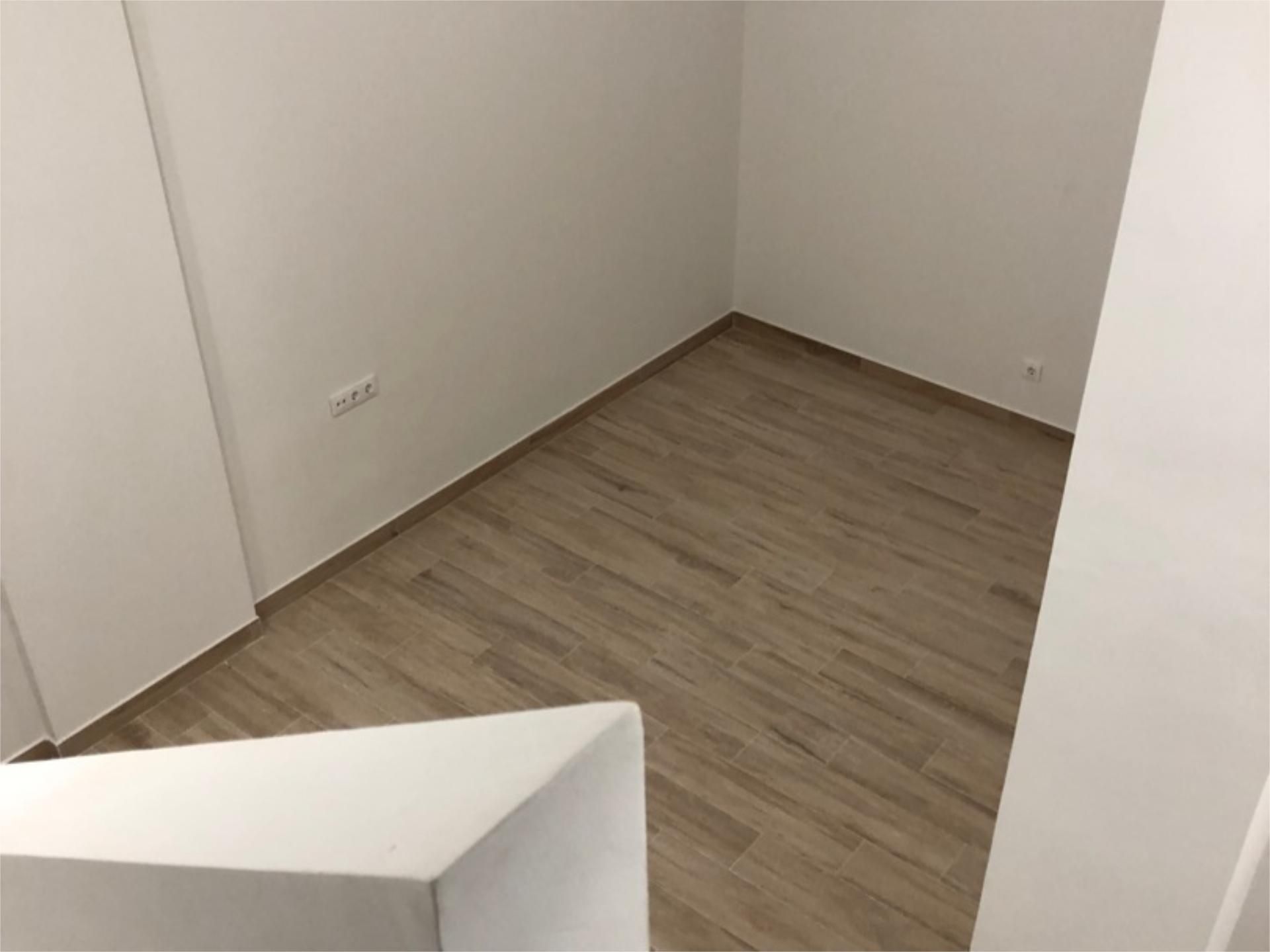 Piso en  Calle del Arroyo de la Media Legua 46 - Foto 10