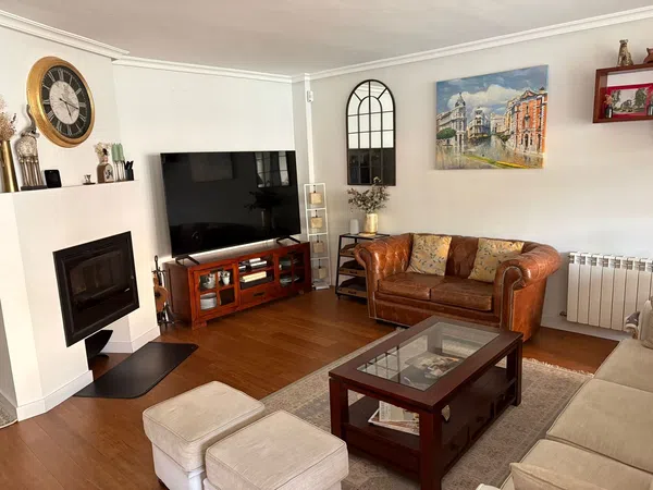 Chalet adosado en calle Playa de Benidorm, 12 - Foto 4