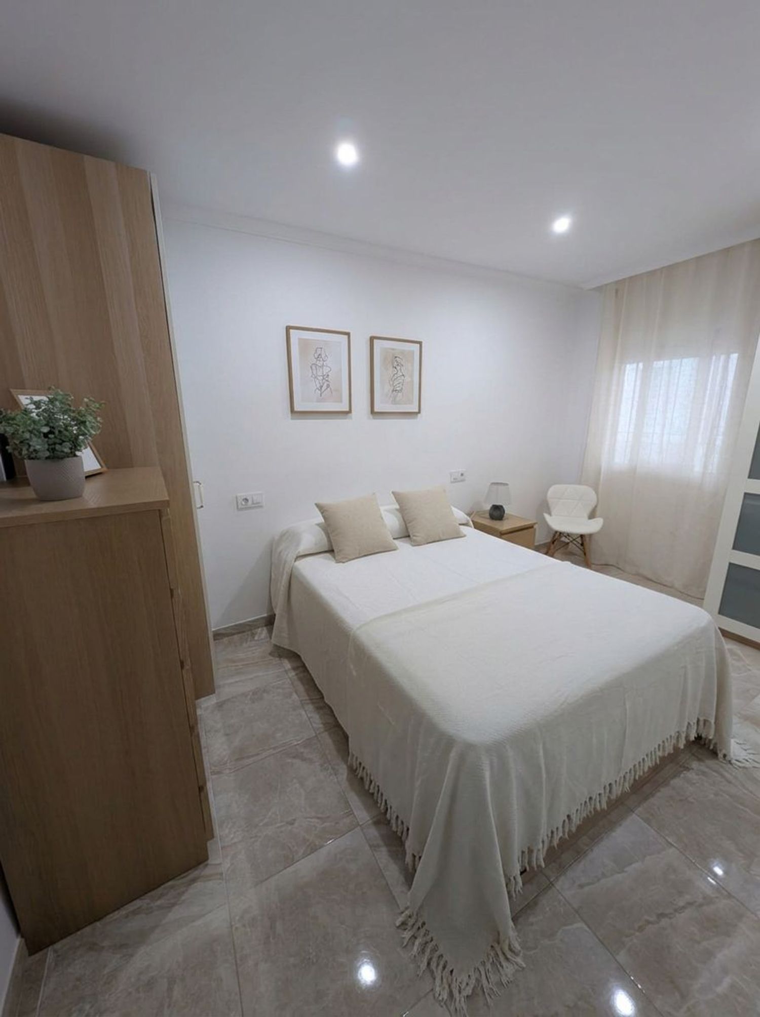 Piso en avenida de los Almogávares, 28 - Foto 1