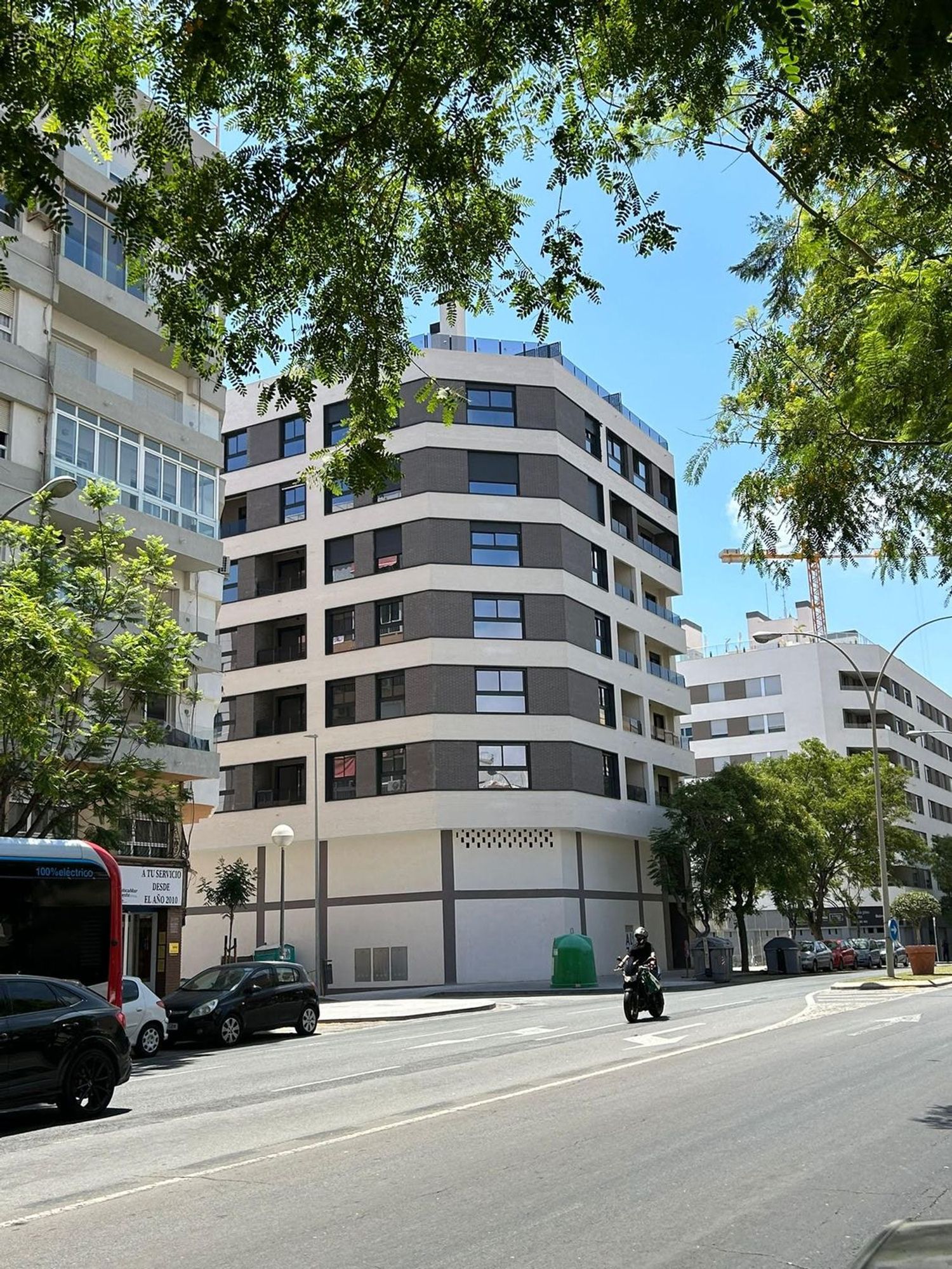 Piso en calle Arquitecto Guardiola, 50 - Foto 1