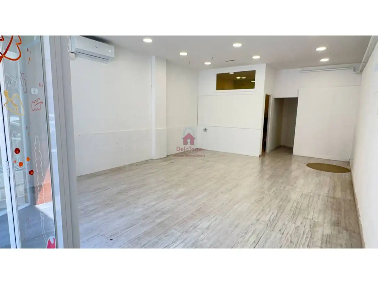 Local comercial en Terrassa - Foto 3