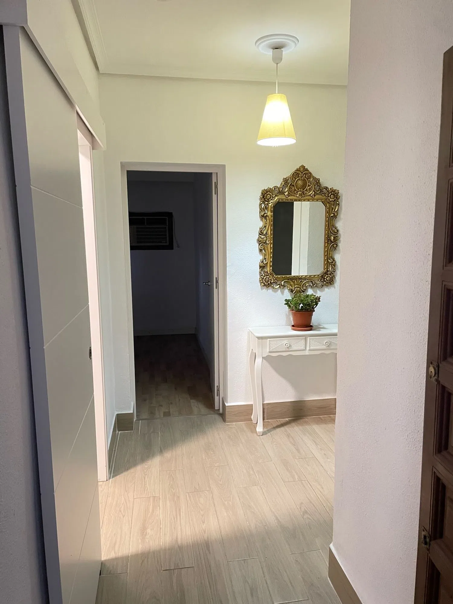 Piso en calle Cardenal Rodrigo de Castro, 8 - Foto 1