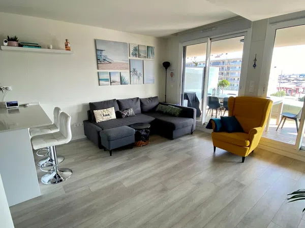 Piso en calle de la Indústria, 310 - Foto 4