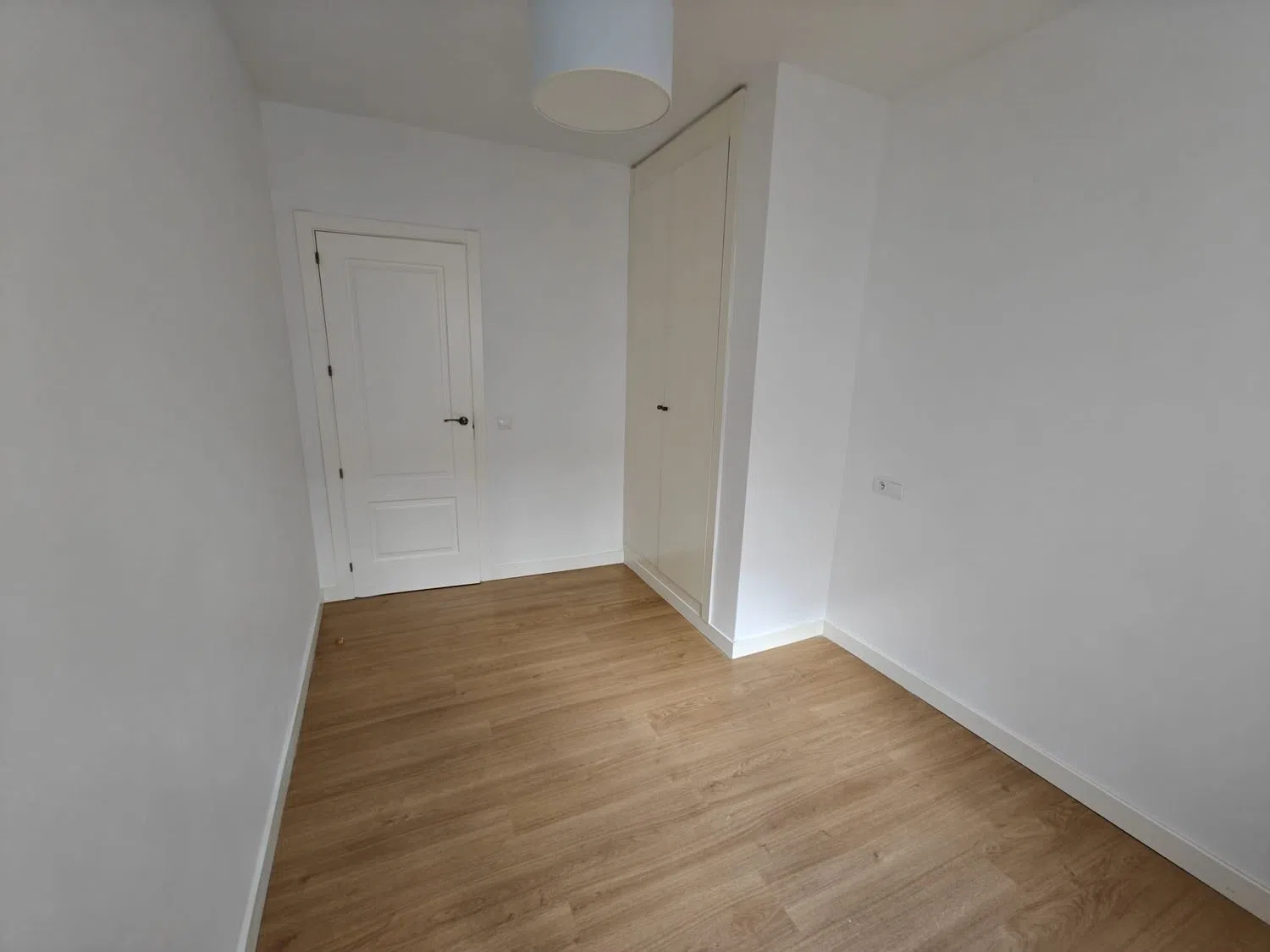 Piso en calle de la Infanta Mercedes, 61 - Foto 10