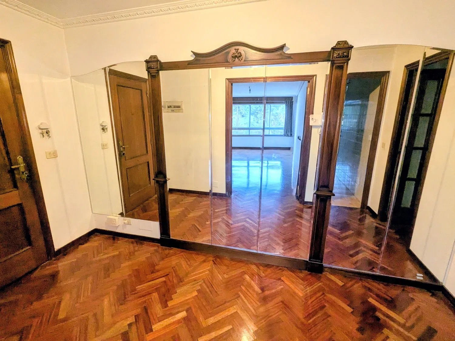 Piso en ronda de Outeiro, 9 D