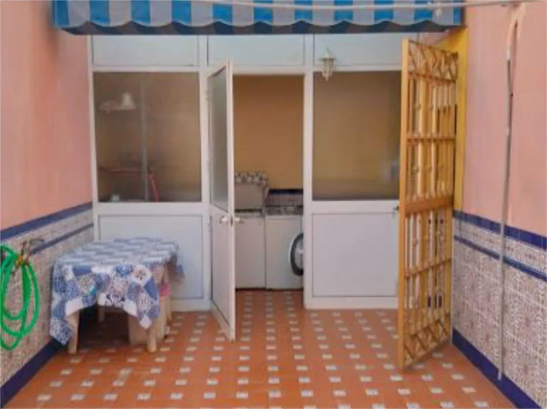 Casa adosada en  Avenida Ingeniero José Luis Prats 1 - Foto 16