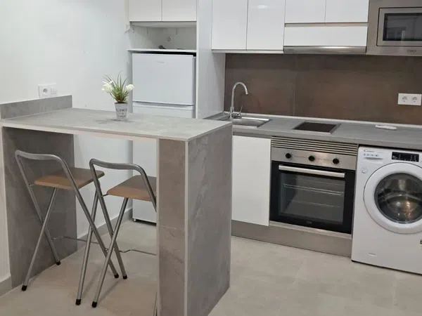 Piso en calle de San Emilio, 24