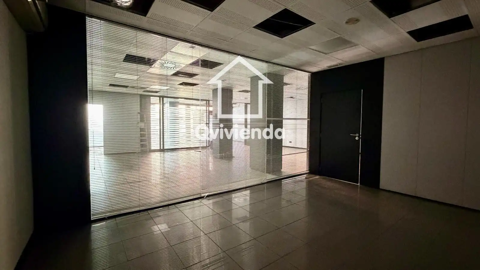 Local comercial en  Montcada, de - Foto 14