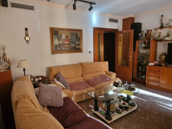 Piso en Calle de la Torre, 23, La Magdalena - Foto 1