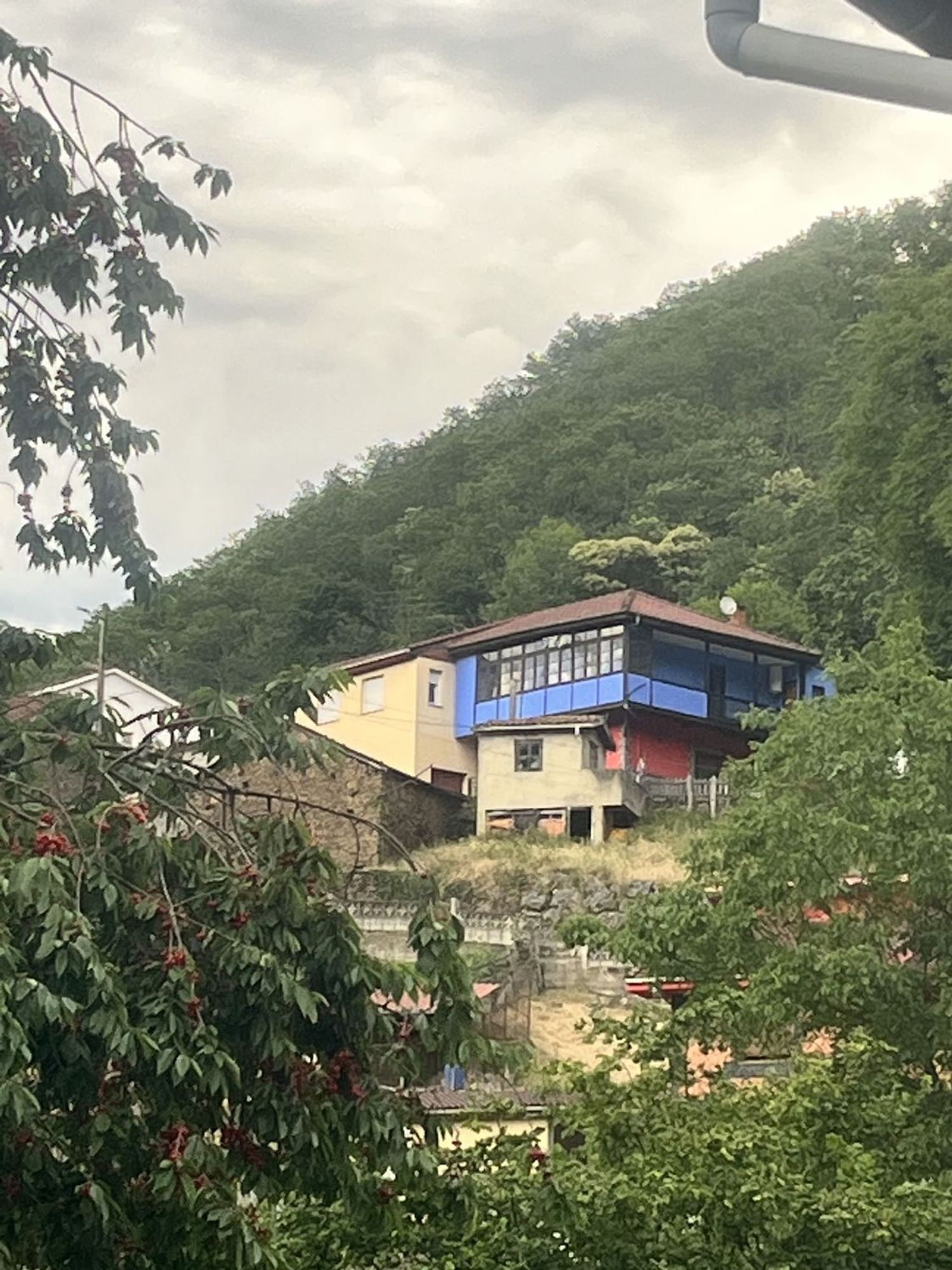 Chalet pareado en Lugar Villandio, 34, Figaredo - Turón, Figaredo - Turón - Foto 3