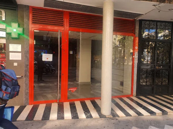 Local en Calle Recogidas, 27 - Foto 1