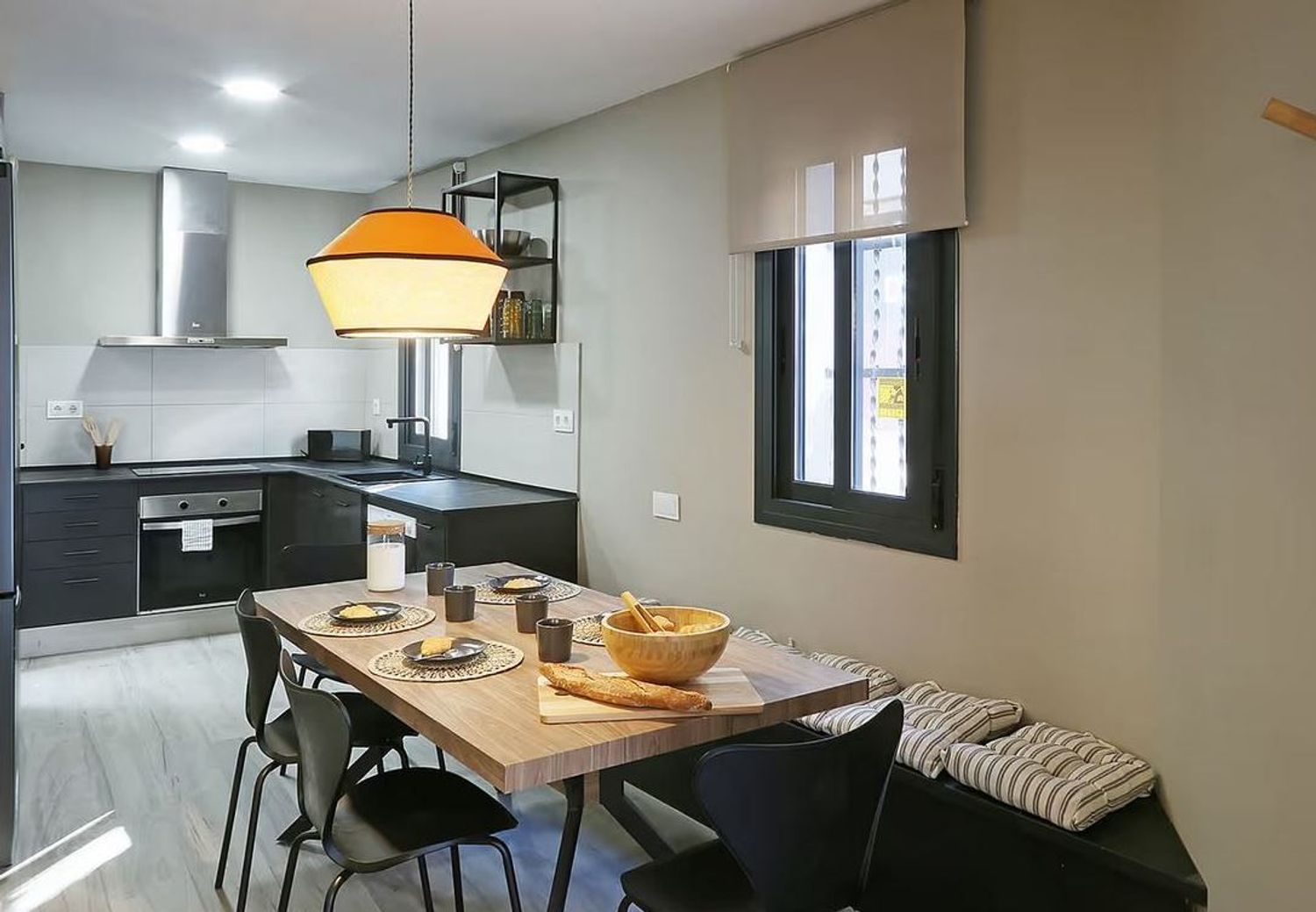 Casa de pueblo en Calle Mare de Déu dels Desemparats, 27 - Foto 5