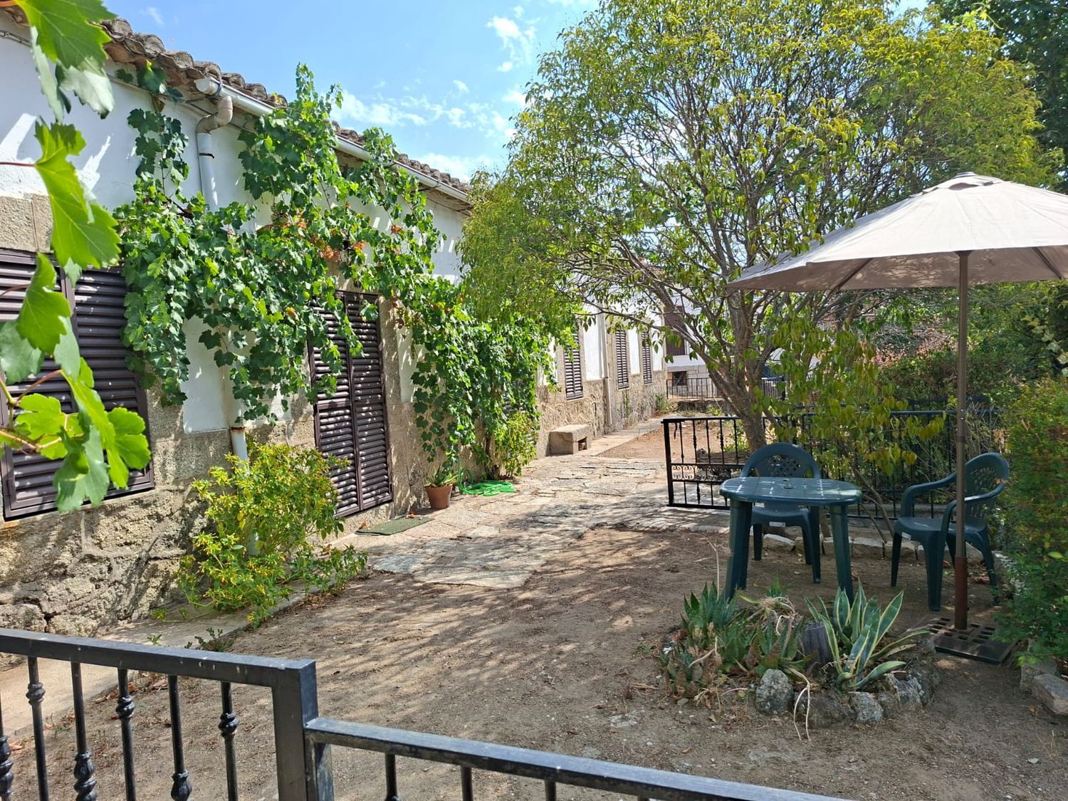 Chalet adosado en Avenida de Castilla y León, 8 - Foto 6