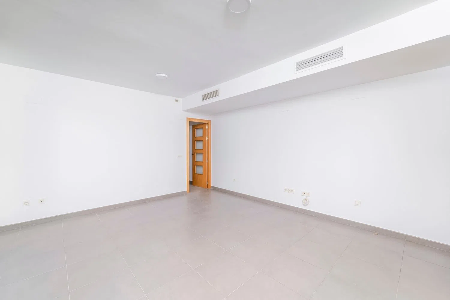 Piso en calle Maria Fernanda d'Ocon - Foto 3