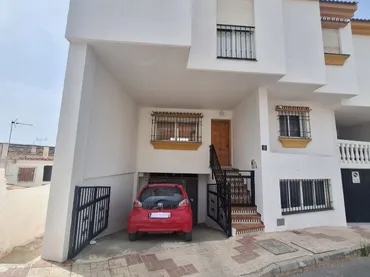 Casa adosada en  Calle Sierra de Alcaraz 9 - Foto 8