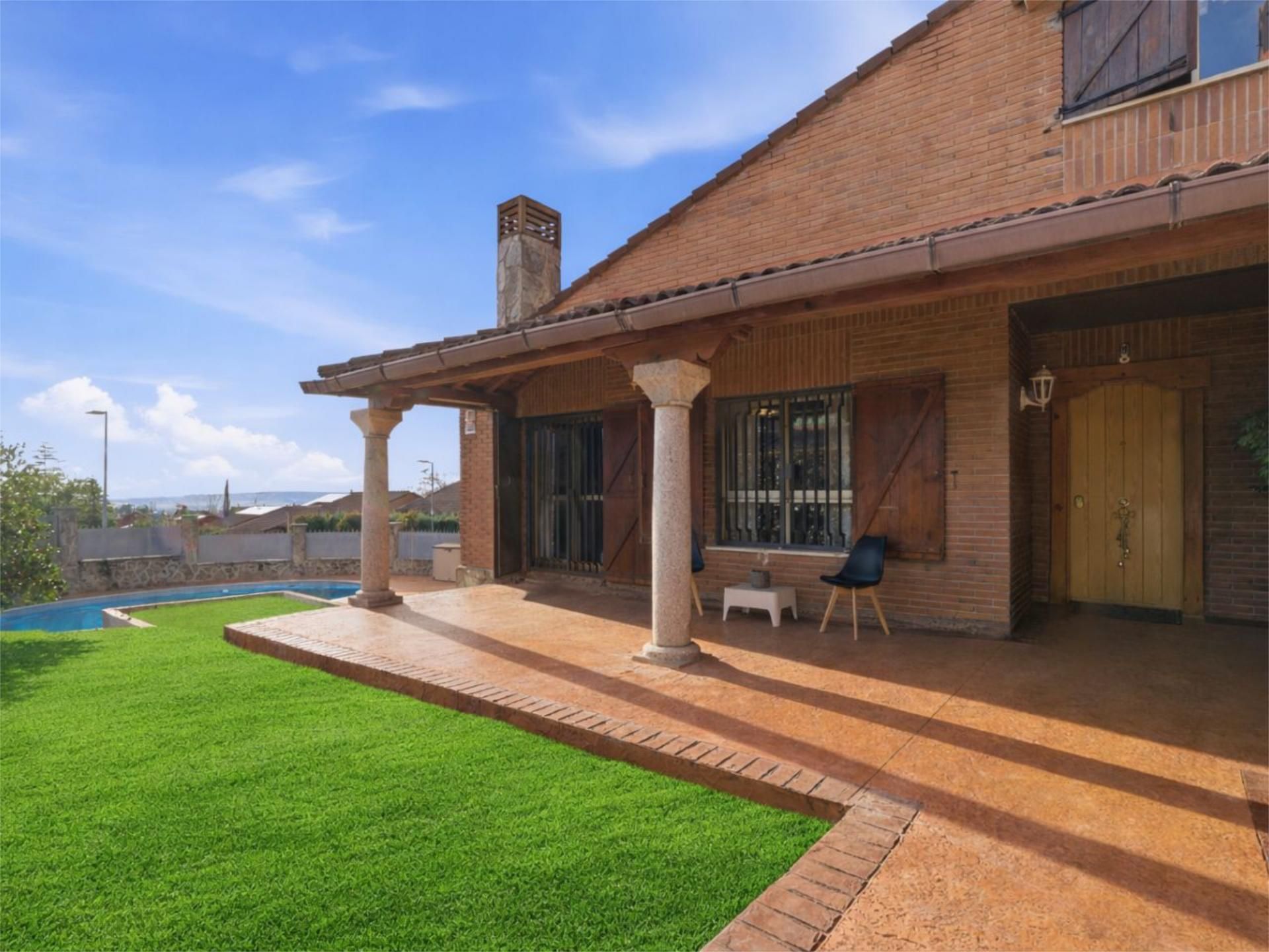 Chalet en  Calle Granado 23 - Foto 2