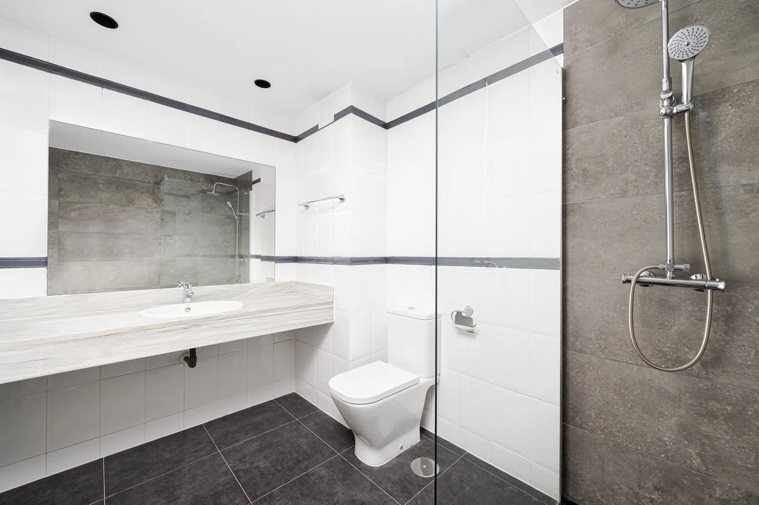 Piso en calle de Diego Ayllón - Foto 10