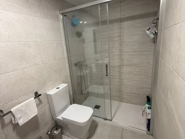 Piso en avenida de Fernando Abril Martorell, 28 - Foto 17